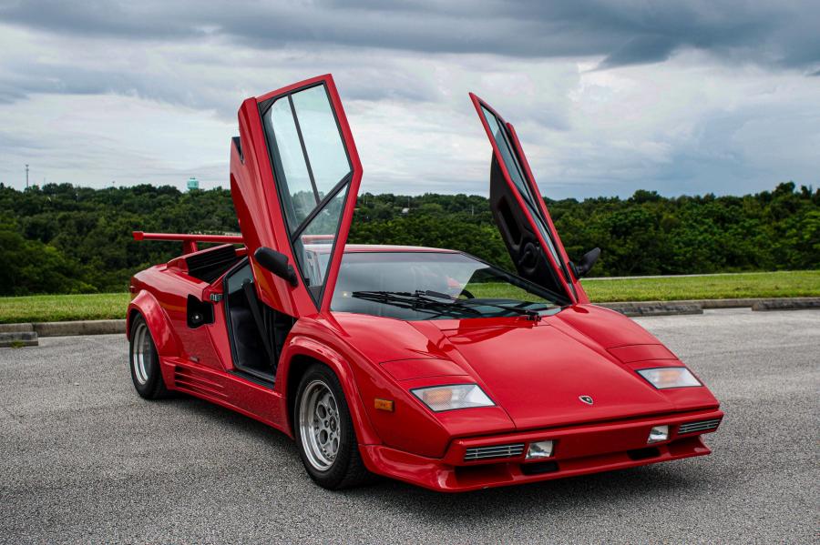  Lamborghini Countach LP5000 S Quattrovalvole 1988 года  (фото 35 из 146)